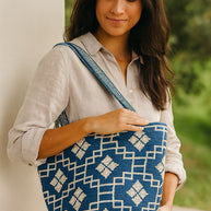 Mayra Rombos Azul Backpack