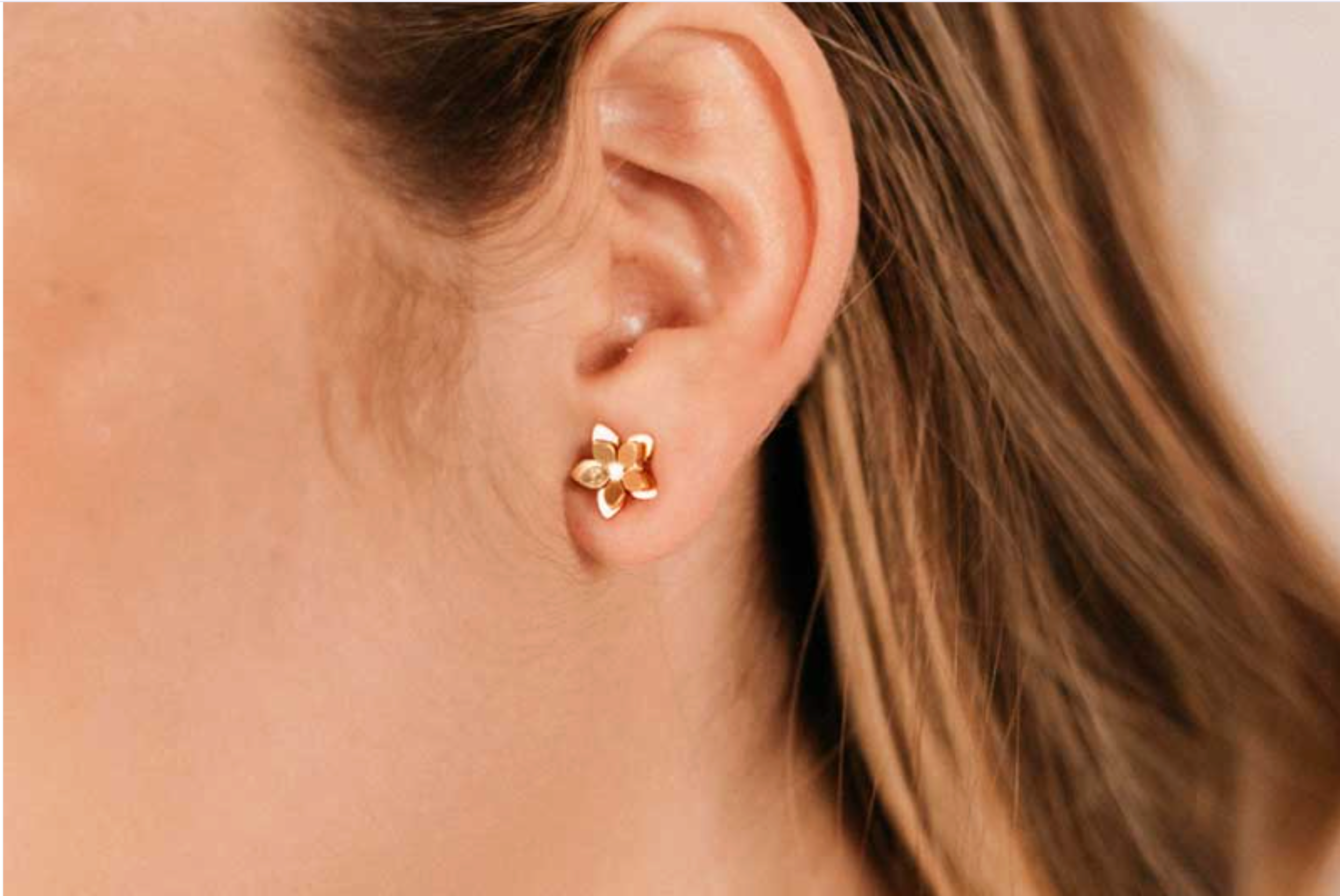 AMPMsis Mini Guayacán Flower Stud Jewelry Earrings1