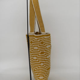 Amber Wayuu Tote Bag – Handwoven Large Everyday Bag from Colombia3