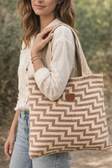 Zigzag Handwoven Tote – Crochet Bag for Work & Travel