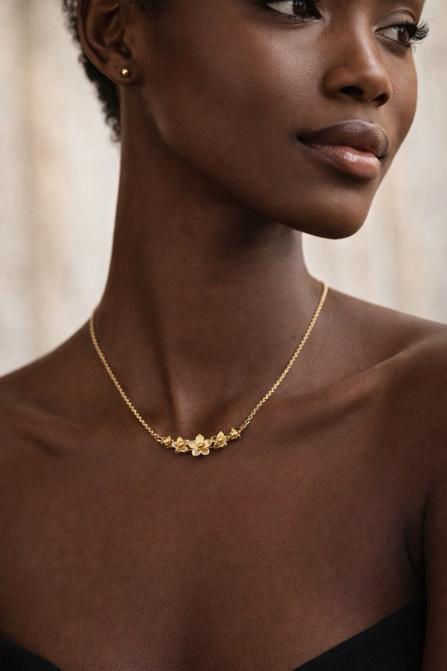 Mini Guayacán Flower Necklace – 5 Flowers