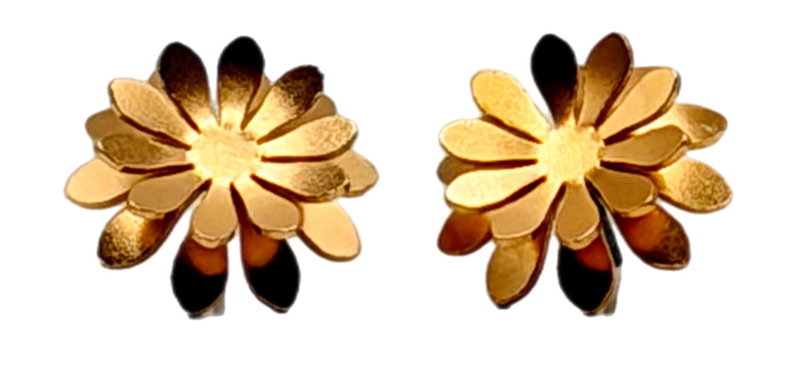 Lirio de Agua Earrings – Victoria Amazonica