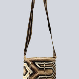 Wayuu Earth Tone Geometric Mochila Small Crossbody – Handwoven Brown Camel Black & Beige