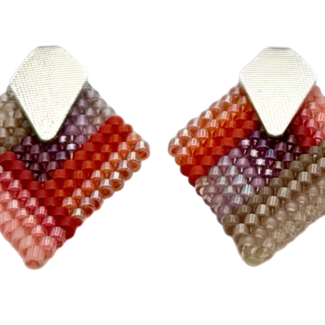 Step-Edge Geo Stud Jewelry Earrings (Pink/Purple)