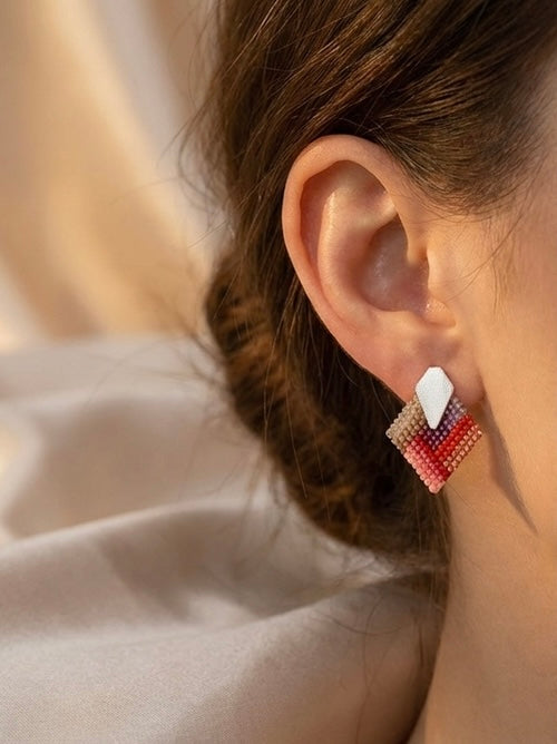 Step-Edge Geo Stud Earrings (Pink/Purple)