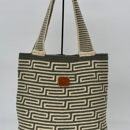 Gray Handwoven Tote Bag – Colombian Artisan Tote | Everyday Shoulder Tote for Work & Travel