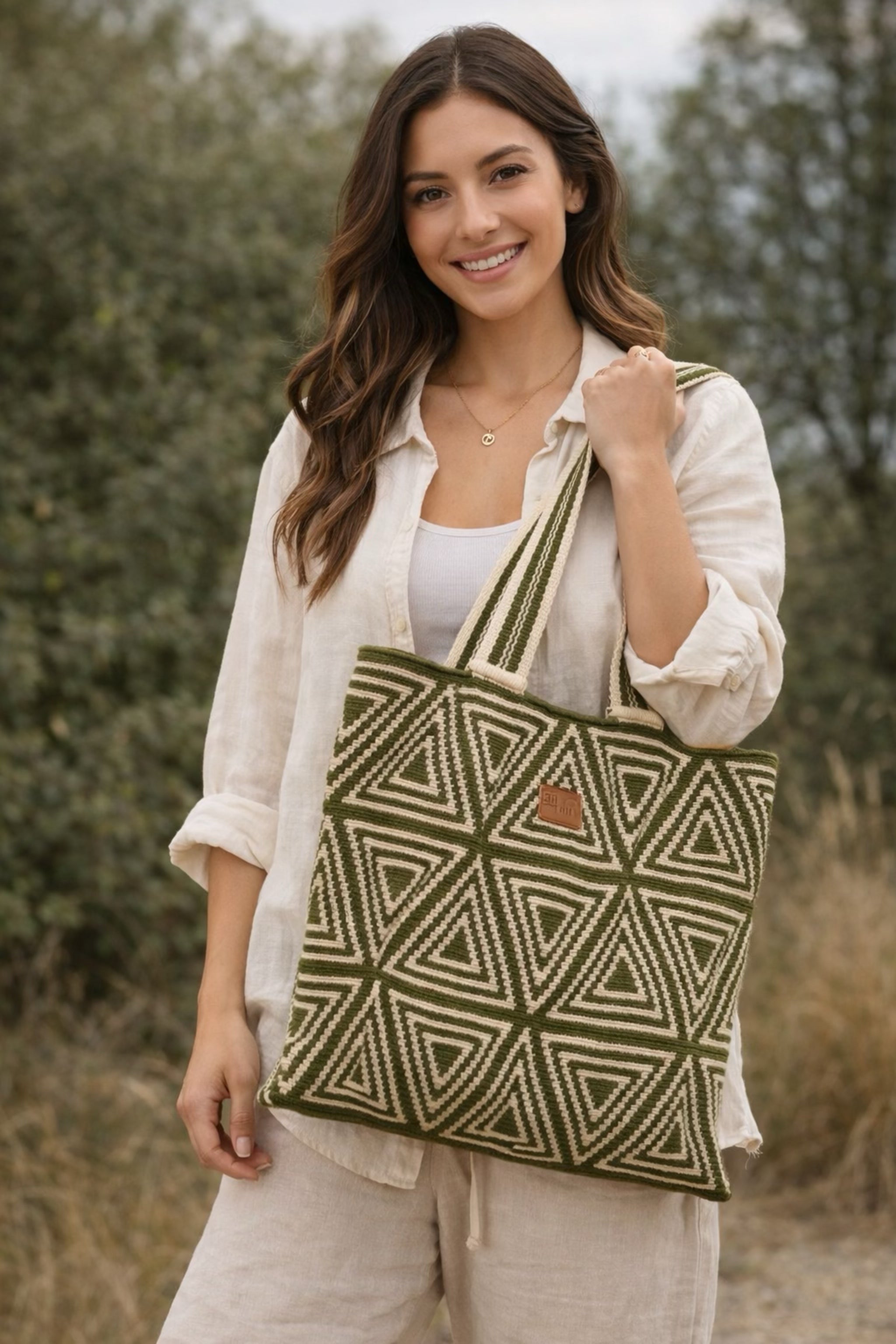 Green Handwoven Large Tote – Handmade Colombian Tote Bag | Everyday Carry, Durable & Lightweight1