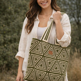 Green Handwoven Large Tote – Handmade Colombian Tote Bag | Everyday Carry, Durable & Lightweight1