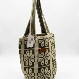 Wayuu Green Mochilón Tote Bag – Handcrafted Colombian Elegance for Every Occasion