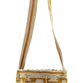 Wayuu Mostaza Geometric Mochila Small Crossbody – Handwoven Mustard & Beige