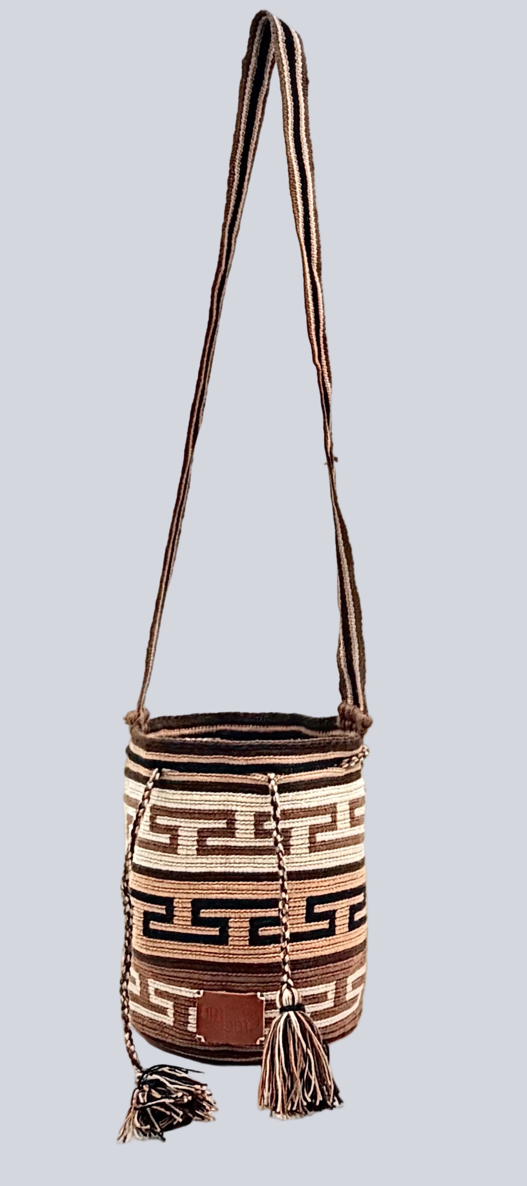 Wayuu Earth Tone Geometric Mochila Small Crossbody – Handwoven Black Brown Camel & Beige