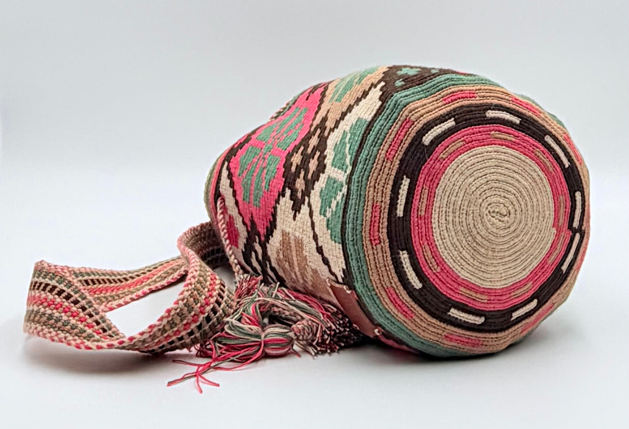 Wayuu Geometric Mochila Medium Shoulder Bag – Handwoven Coral, Brown, Green & Beige