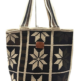#23 Nerfi Wayuu Geometric Mochilón Large Bucket Bag – Muted Earth Tones