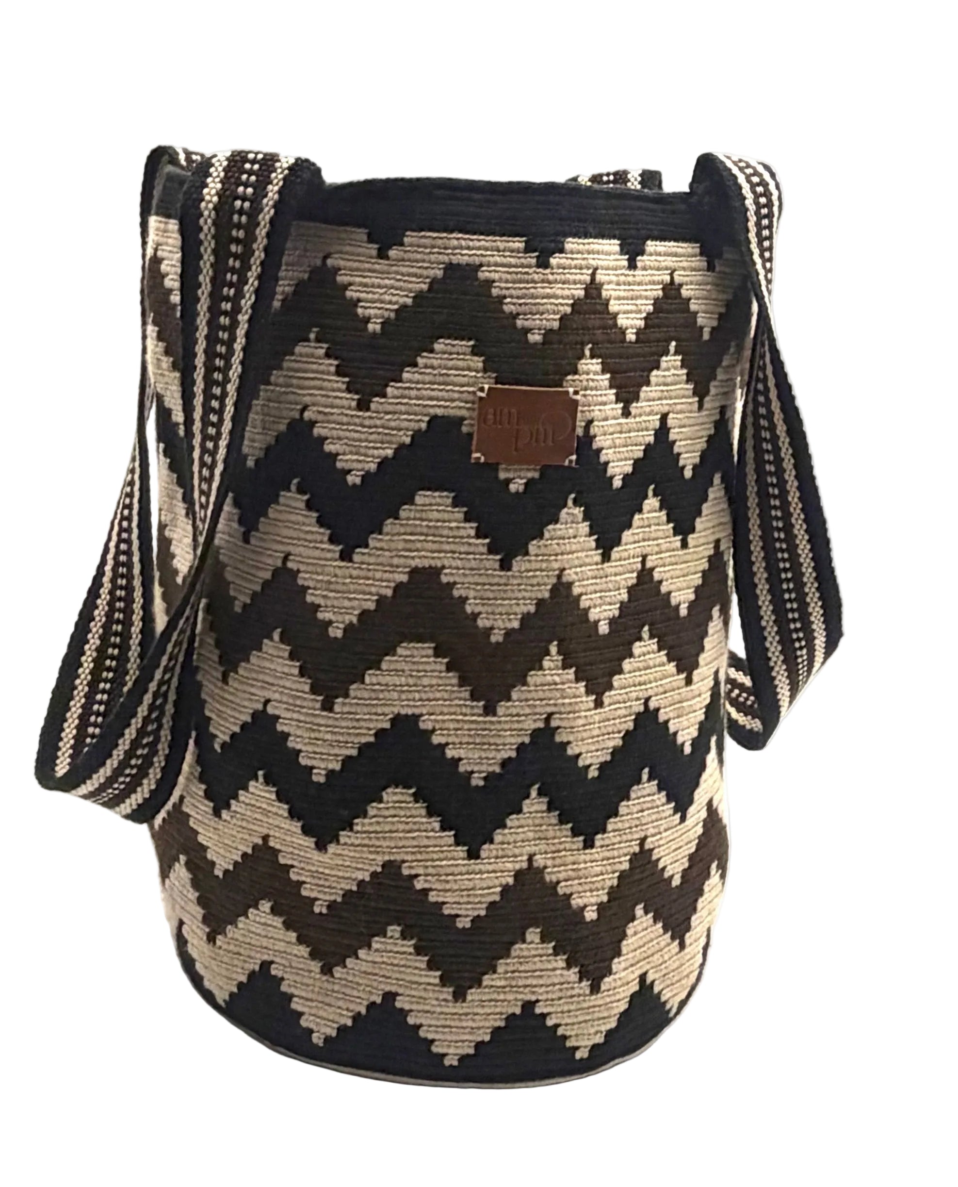 #24 Kalu Wayuu Geometric Mochilón Large Bucket Bag – Handwoven Earth Tones