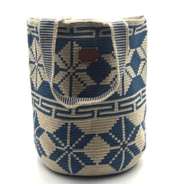 #21 Wayuu Geometric Mochilón Large Bucket Bag – Handwoven Navy Blue & Beige Tote