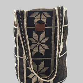 #23 Nerfi Wayuu Geometric Mochilón Large Bucket Bag – Muted Earth Tones