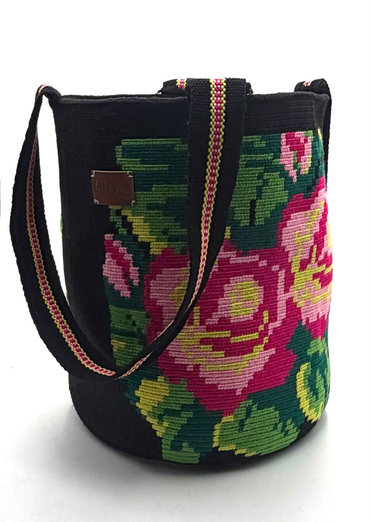 #18 Wayuu Floral Mochilón Large Bucket Bag – Handwoven Multicolor Statement Tote