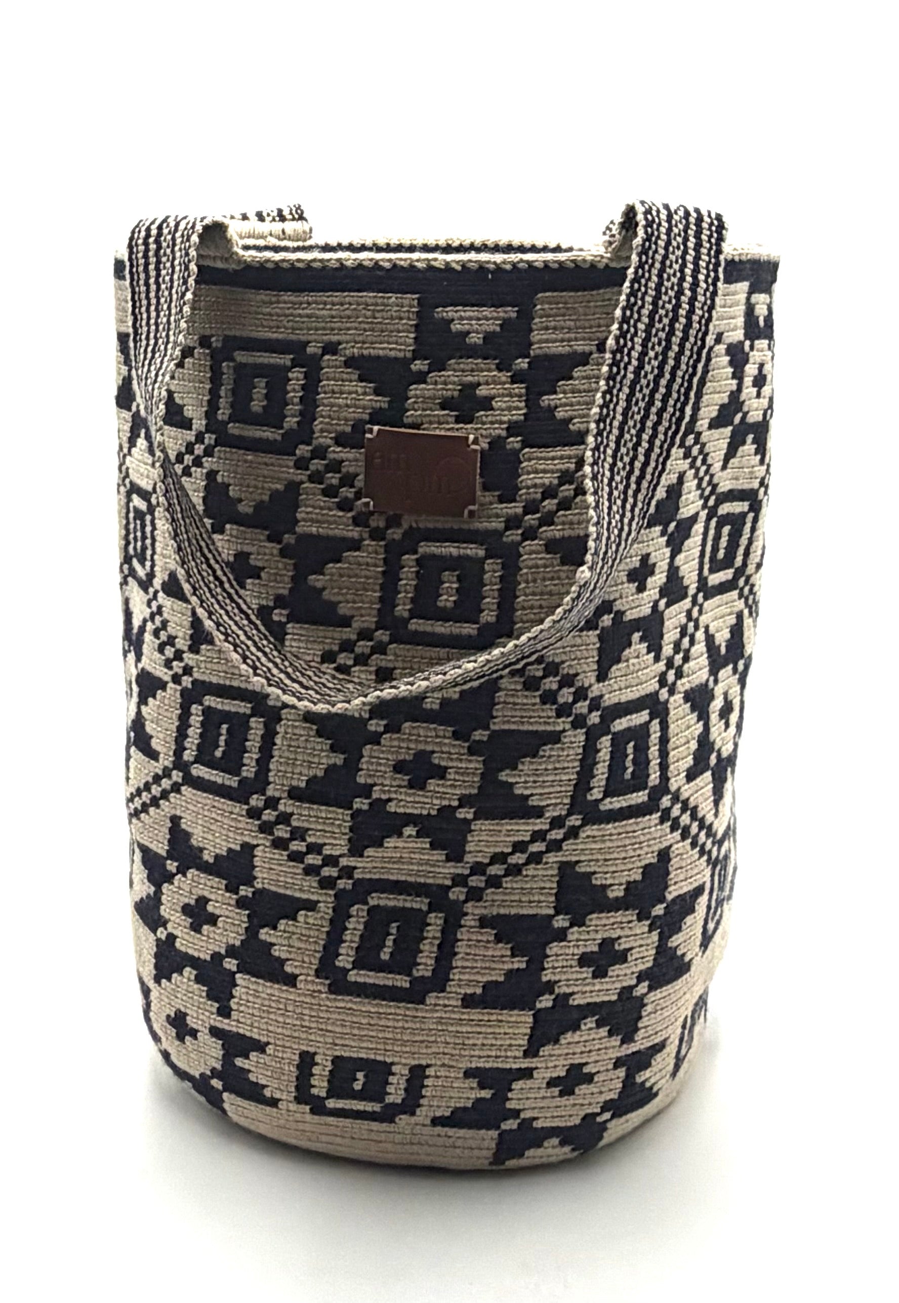 #27 Wayuu Geometric Mochilón Large Bucket Bag – Handwoven Denim Blue & Beige