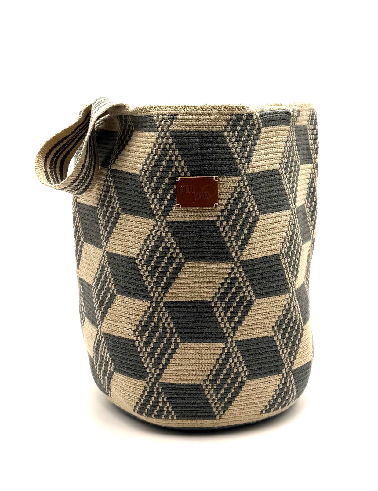 #16 Wayuu Geometric Mochilón Large Bucket Bag – Handwoven Gray & Beige Tote