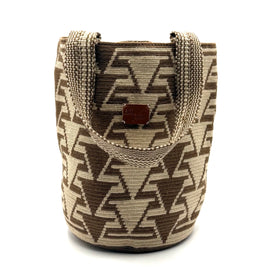 #25 Wayuu Geometric Mochilón Large Bucket Bag – Handwoven Light Brown & Beige