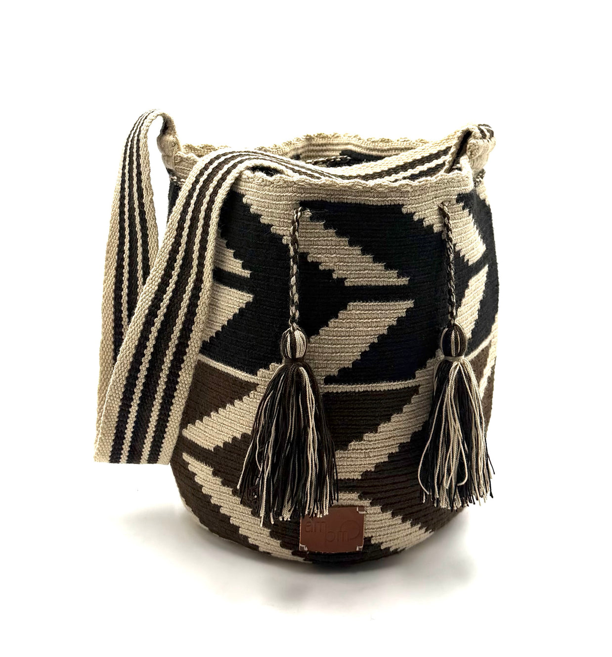 Wayuu Geometric Mochila Medium Shoulder Bag – Handwoven Black Brown & Beige