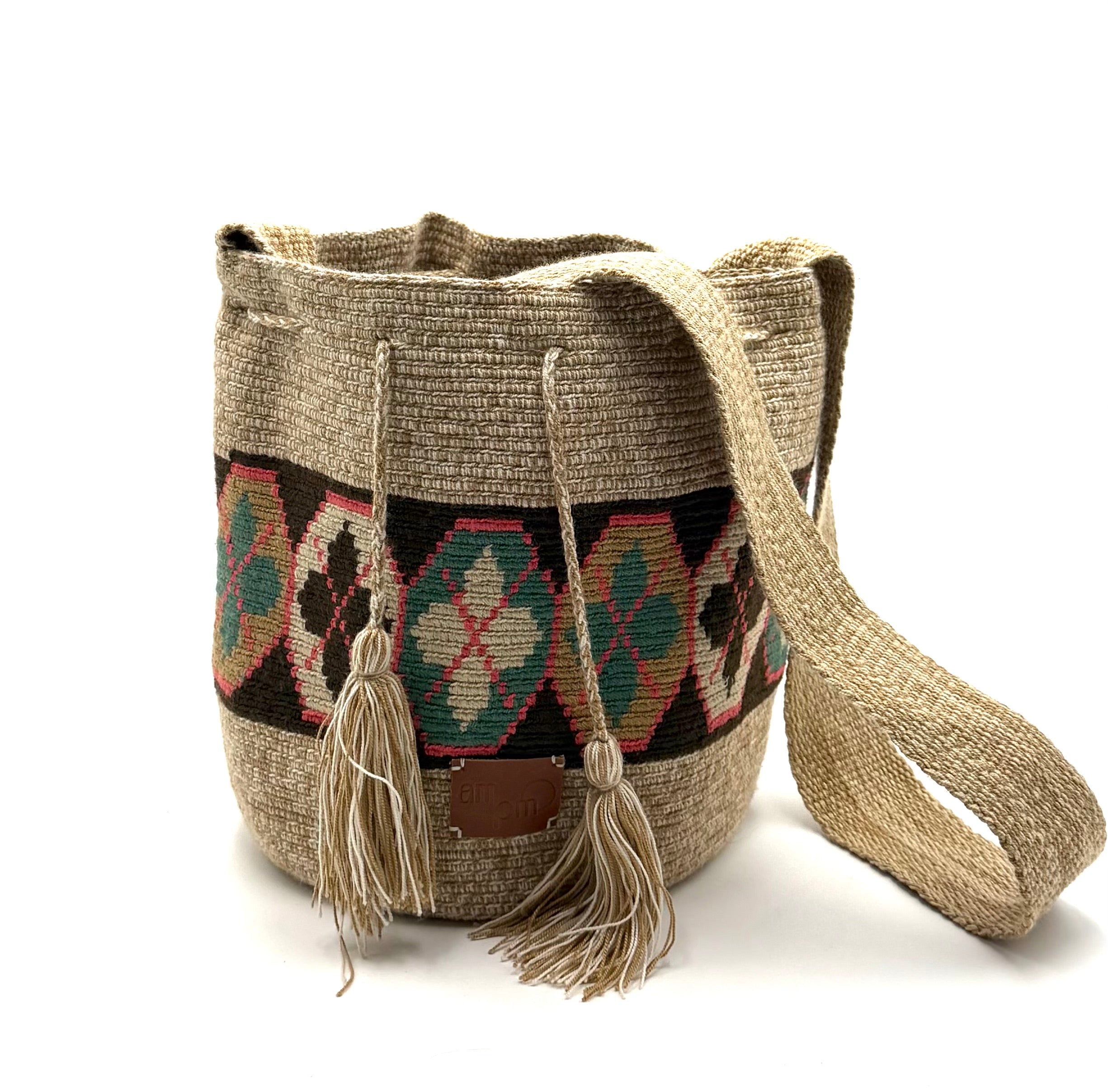 Wayuu Geometric Mochila Medium Shoulder Bag – Handwoven Earth Tone & Coral