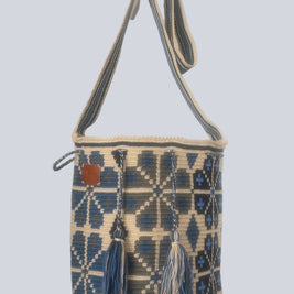 Wayuu Geometric Mochila Medium Shoulder Bag – Handwoven Slate Blue, Gray & Beige