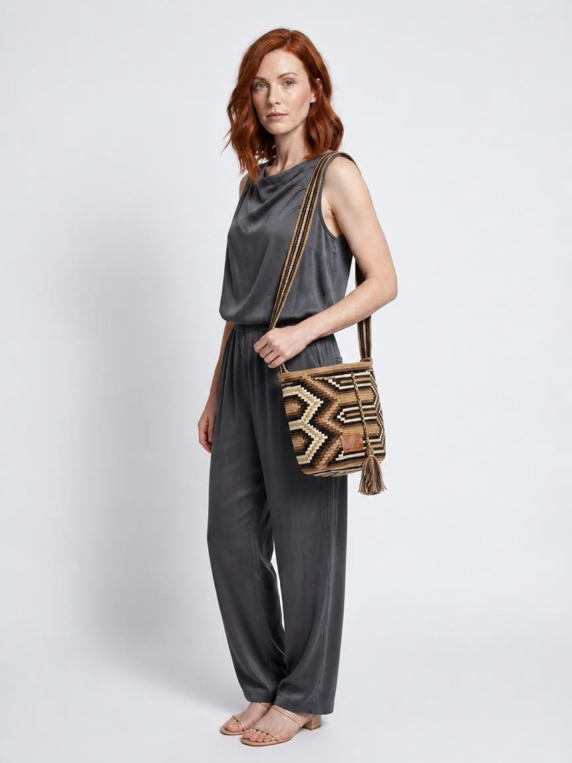 Wayuu Earth Tone Geometric Mochila Small Crossbody – Handwoven Brown Camel Black & Beige