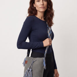 Wayuu Geometric Mochila Medium Shoulder Bag – Handwoven Gray, Pastel Blue, Navy Blue & Beige