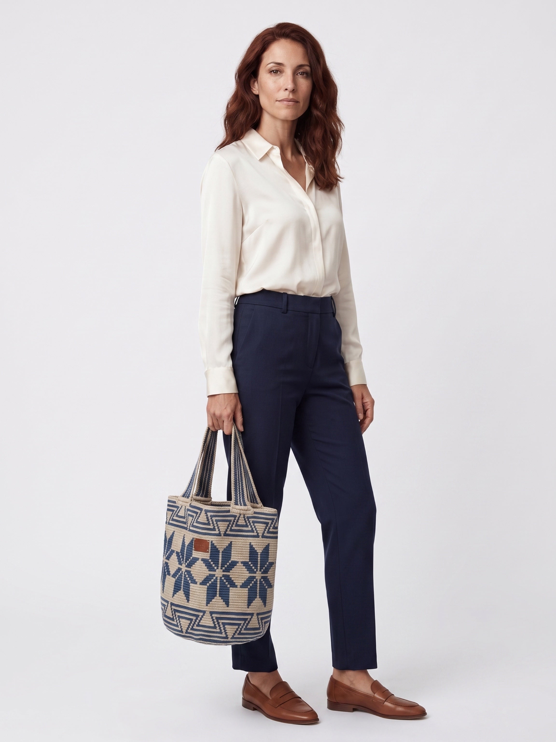 Wayuu Geometric Mochilón Large Bucket Bag – Handwoven Blue & Beige Tote