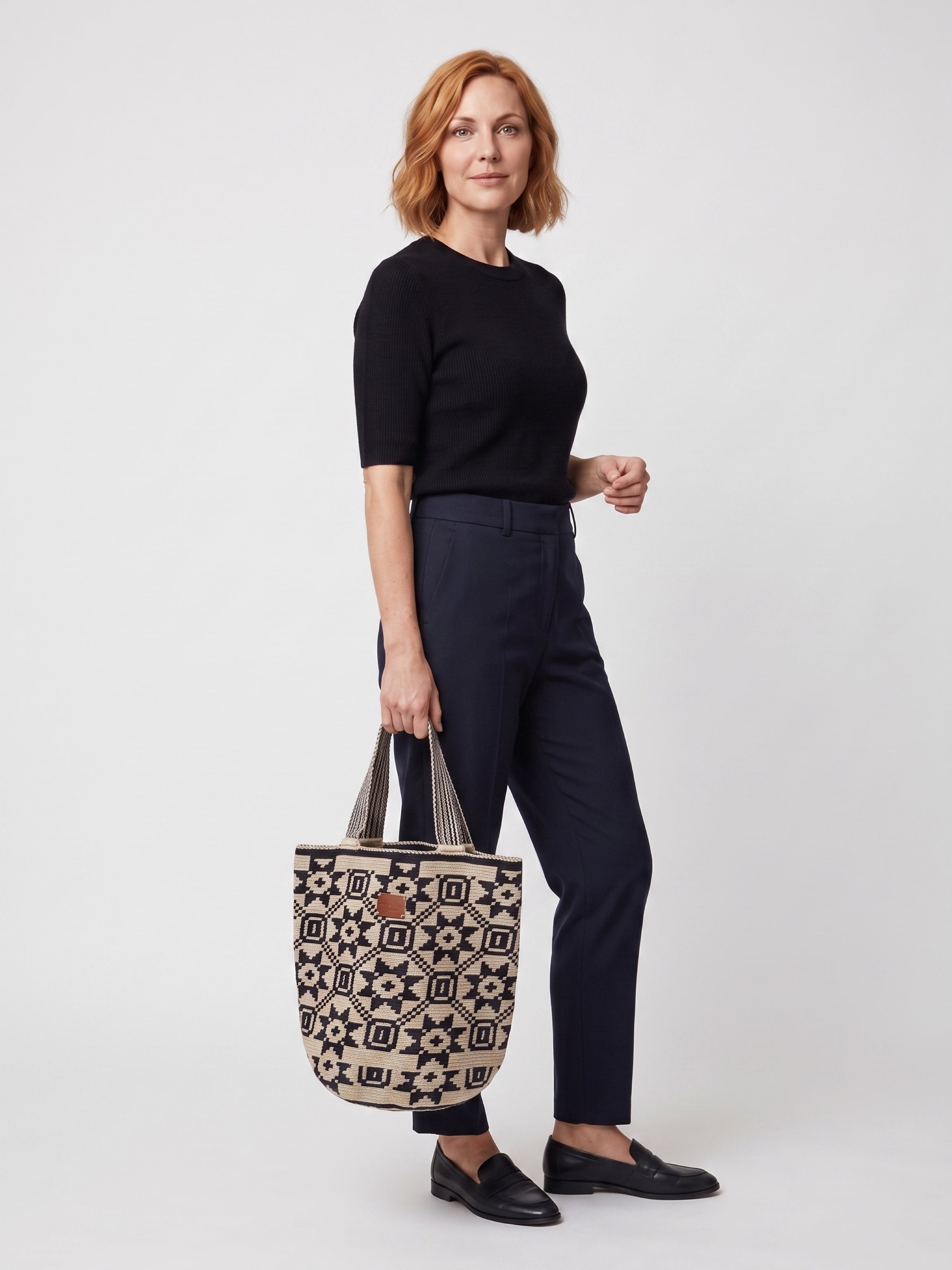 Wayuu Geometric Mochilón Large Bucket Bag – Handwoven Denim Blue & Beige Tote