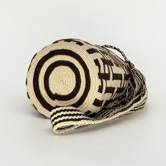Small Handwoven Wayuu Mochila Bag – Espresso Grid