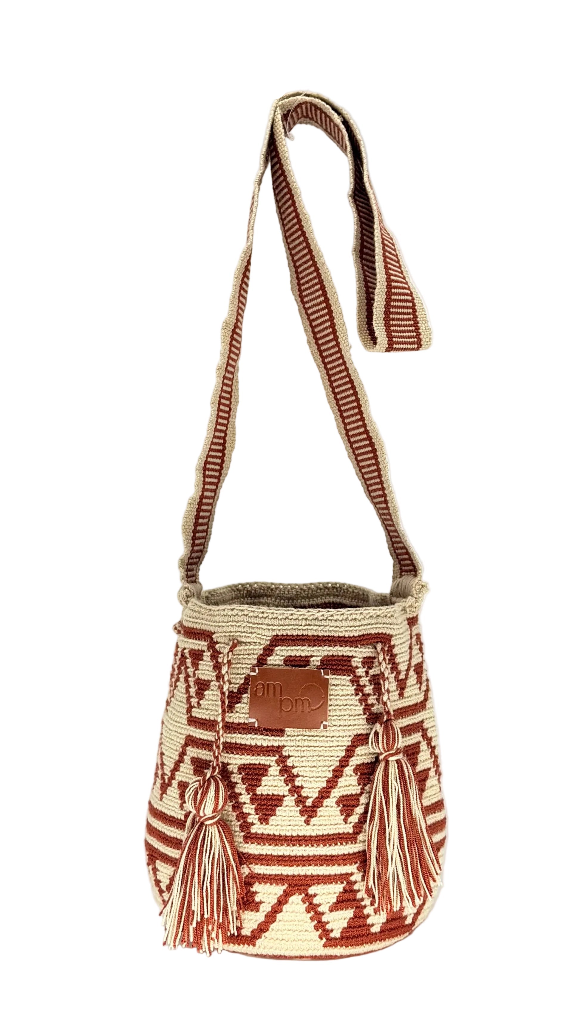 Small Handwoven Wayuu Mochila Bag – Terracotta Peak