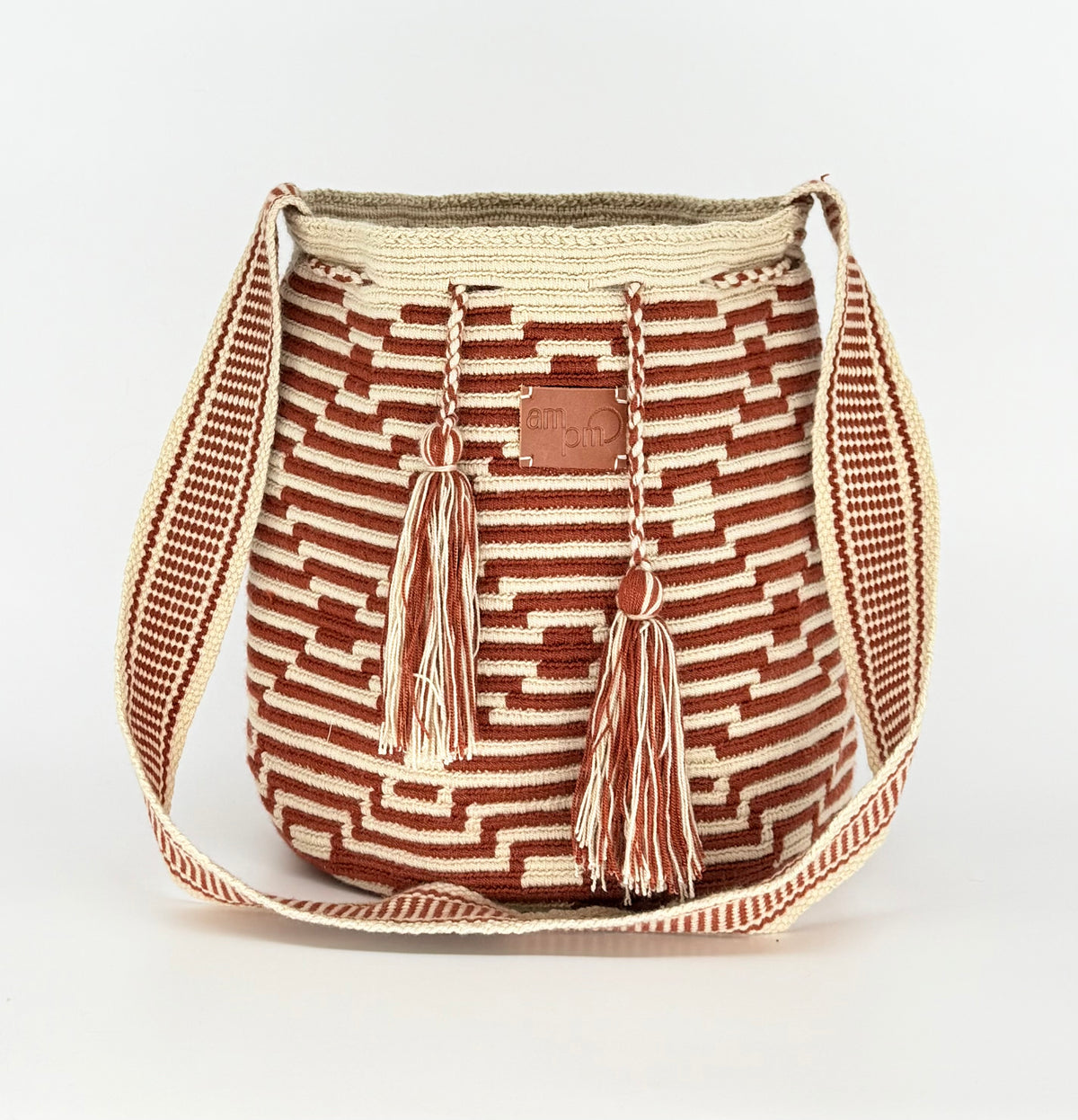 Wayuu Geometric Mochila Medium Shoulder Bag – Terracotta Rust & Beige