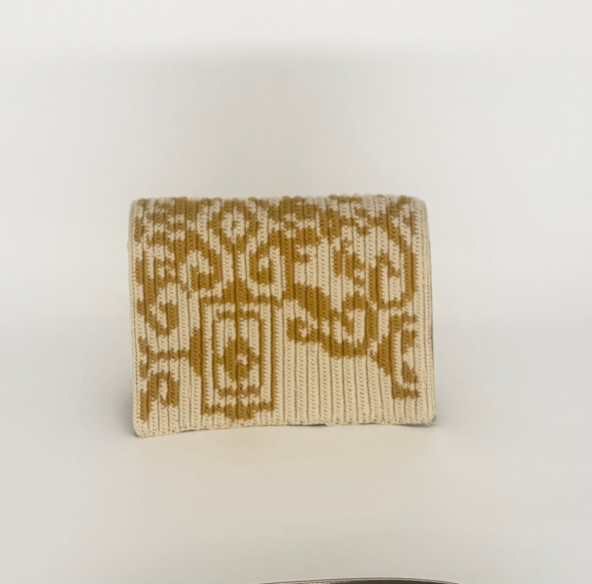 Leather & Handwoven Wayuu Crossbody Bag – Gold Ochre & Cream