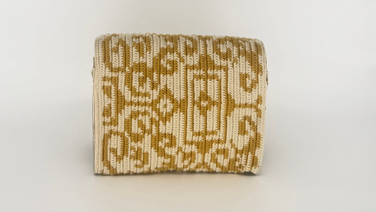 Leather & Handwoven Wayuu Crossbody Bag – Gold Ochre & Cream