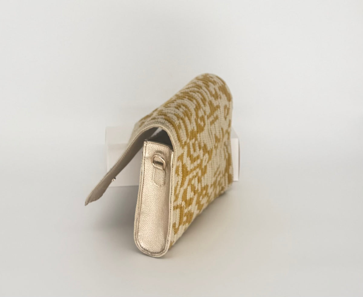 Leather & Handwoven Wayuu Crossbody Bag – Gold Ochre & Cream
