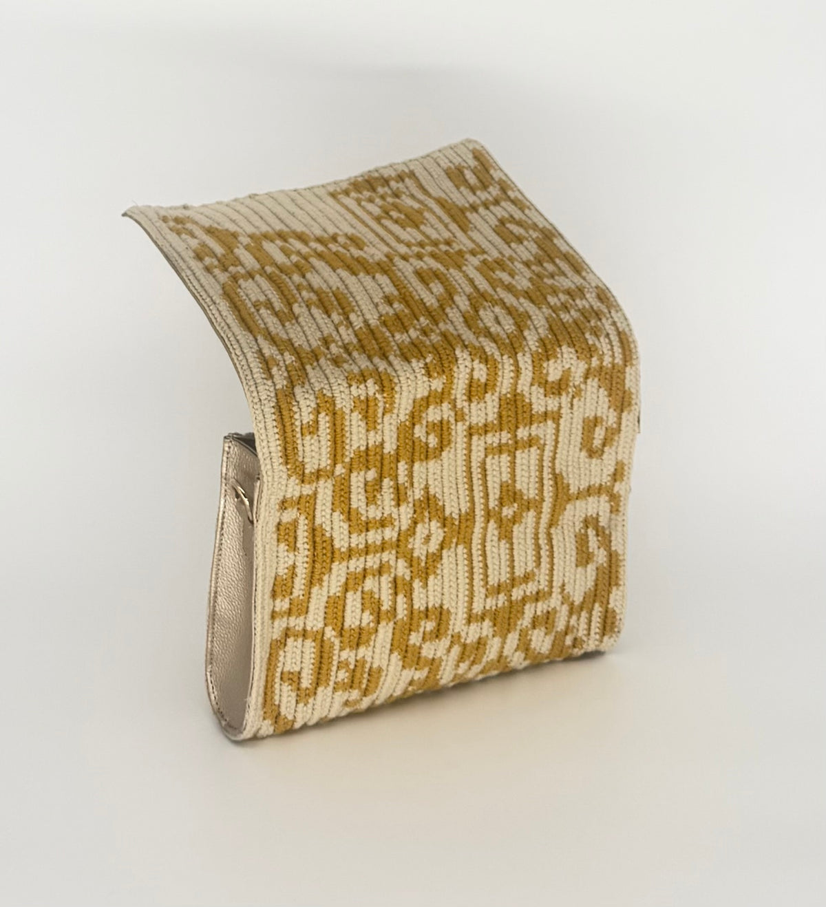 Leather & Handwoven Wayuu Crossbody Bag – Gold Ochre & Cream