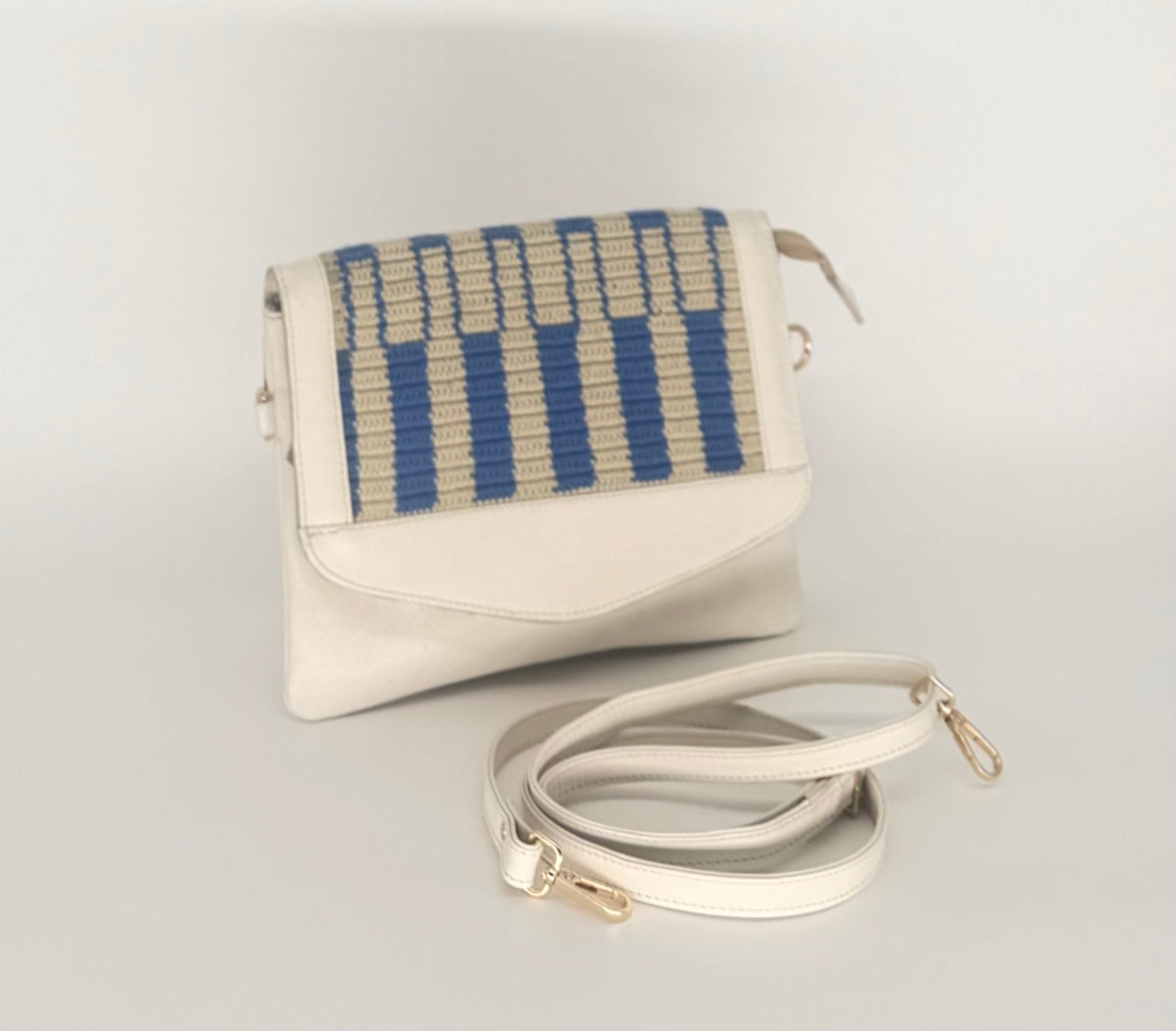 Cream Leather & Handwoven Wayuu Blue Geometric Envelope Crossbody Bag