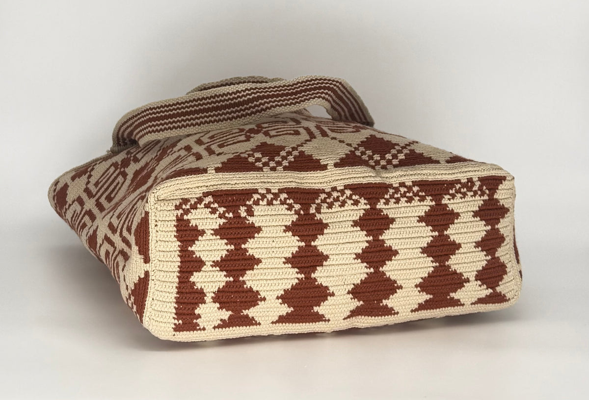 Wayuu Woven Rectangular Tote Bag – Terracotta Rust Scroll Diamond Lattice