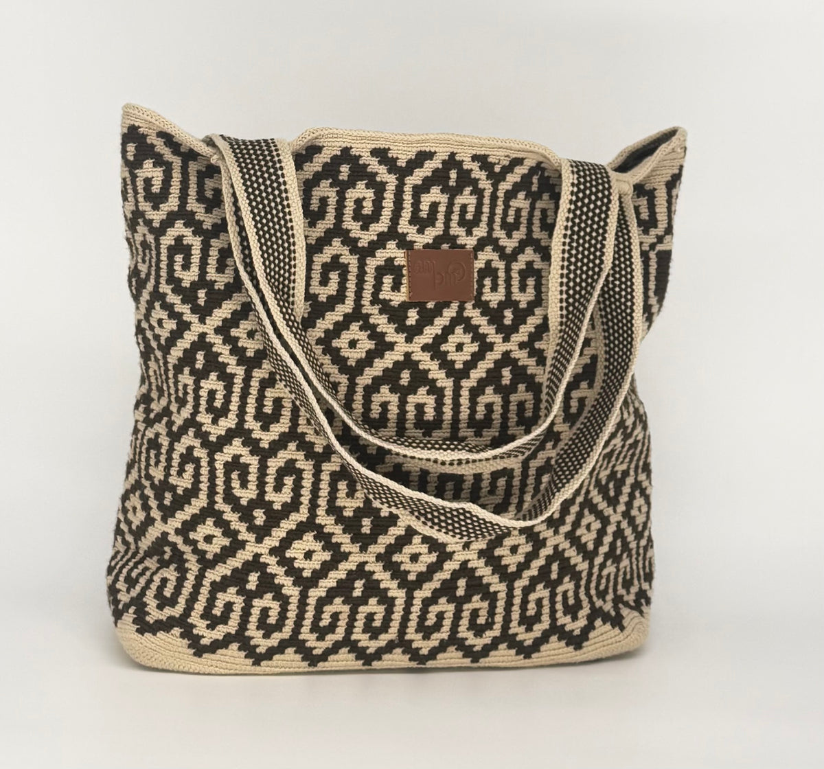 Wayuu Woven Rectangular Tote Bag – Espresso Geometric Triangle Lattice