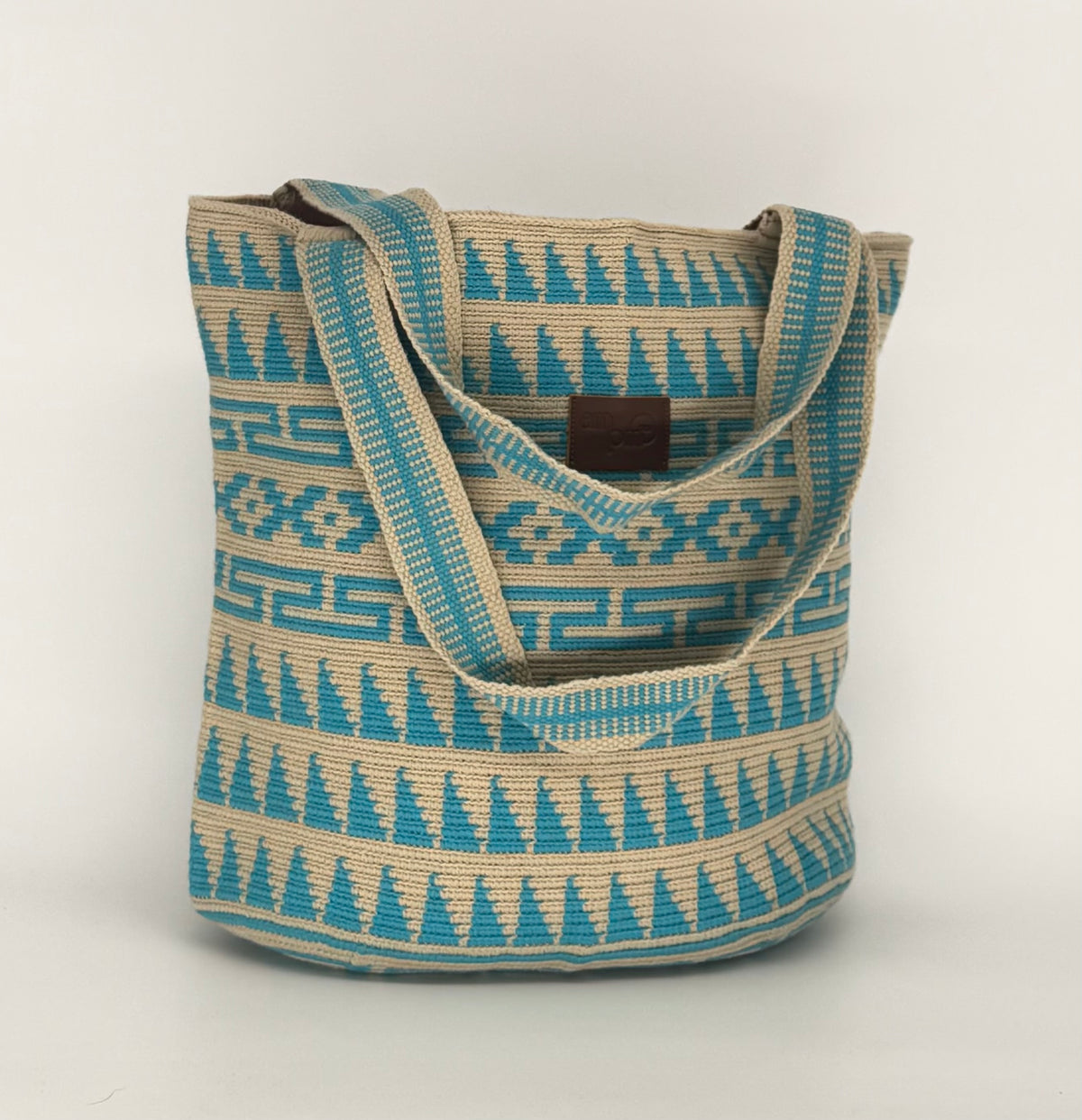 Wayuu Woven Oval Tote Bag – Baby Blue & Beige Geometric