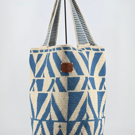 Anasu Wayuu Mochila (Mochilón) – Handwoven Floral Bag from Colombia