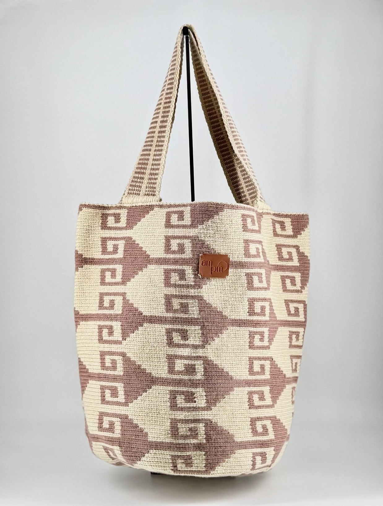Ninfa Wayuu Mochila (Mochilón) – Handwoven Bag from Colombia