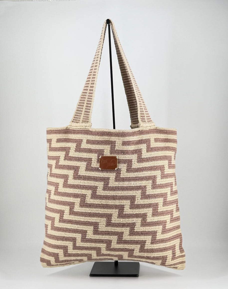 Zigzag Handwoven Tote – Crochet Bag for Work & Travel