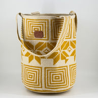 Ninfa Wayuu Mochilon Bag – Neutral Floral & Geometric Handwoven Bag