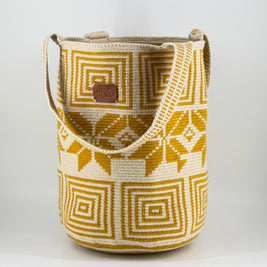 Ninfa Wayuu Mochilon Bag – Neutral Floral & Geometric Handwoven Bag