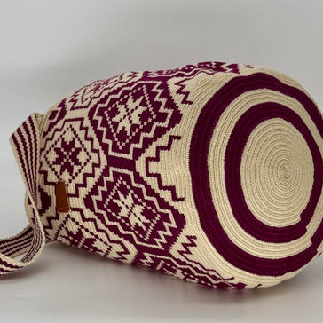 Rose Wayuu Mochilón Bag – Handmade Colombian Shoulder Bag | Handwoven Artisan Bucket Bag