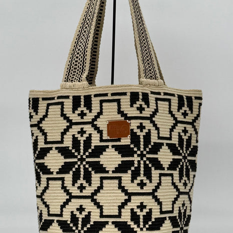 Diana Handwoven Mochilon Bag – Colombian Artisan Mochilon | Lightweight Everyday Work & Travel Bag