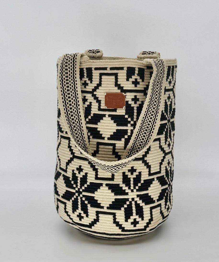 Diana Handwoven Mochilon Bag – Colombian Artisan Mochilon | Lightweight Everyday Work & Travel Bag